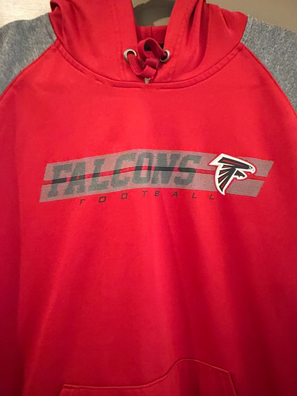 Atlanta Falcons Red & Gray Hoodie Sweatshirt Front Pocket, Size Medium